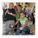 V sobotu 19.9.2009 prezentoval náš oddíl svoji činnost v rámci akce Bezpečná cesta do školy, kterou pořádala na Výstavišti Flora Nadace Bezpečná Olomouc. | VKOLOMOUC