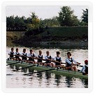 2001 - MČR družstev Račice - 8+ž: Žižková, Žujová, Oklešťková, Vařeková, Vyroubalová, Hlaváčová, Herzánová, Peštuková, korm. Grecmanová