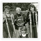1984 - 4xžkys Piešťany (Lakomá, Zdražilová, Hermína Oklešťková, Navrátilová, Kollarčíková, korm. Koňárková)